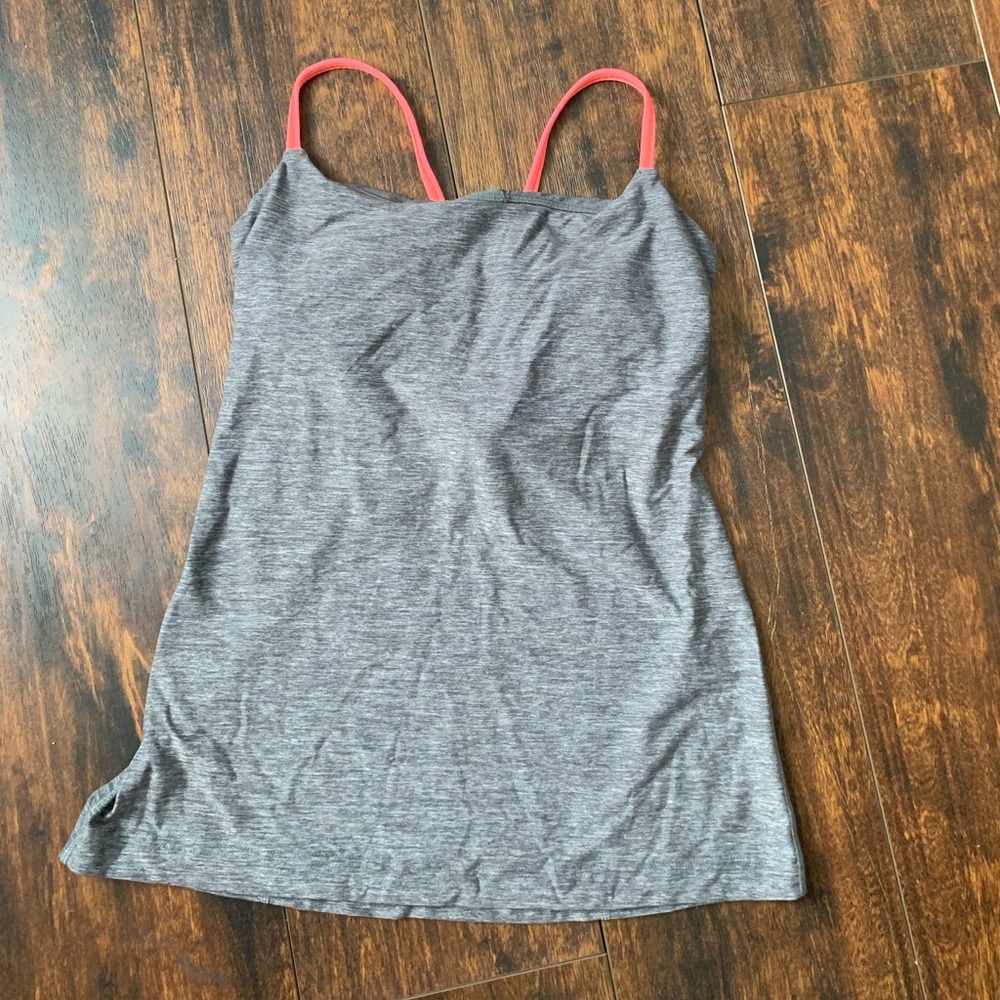 Lulu lemon tank